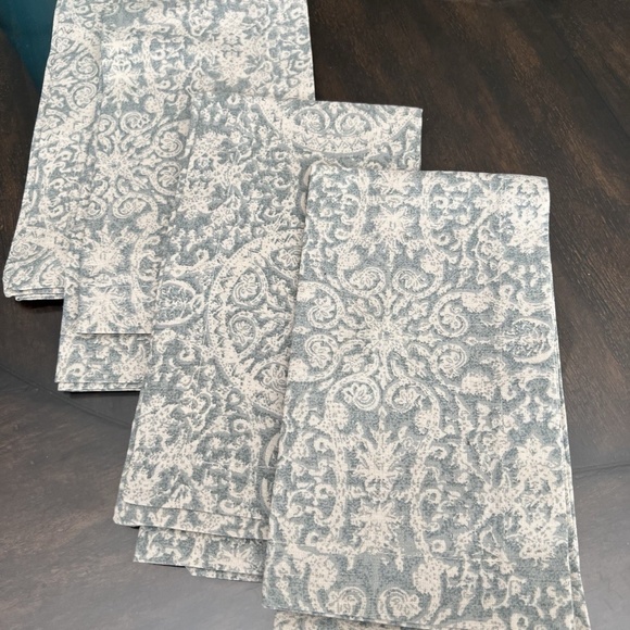 Pottery Barn (3) sets of 4  Sammie Print Cotton Napkins Blue - Picture 3 of 5